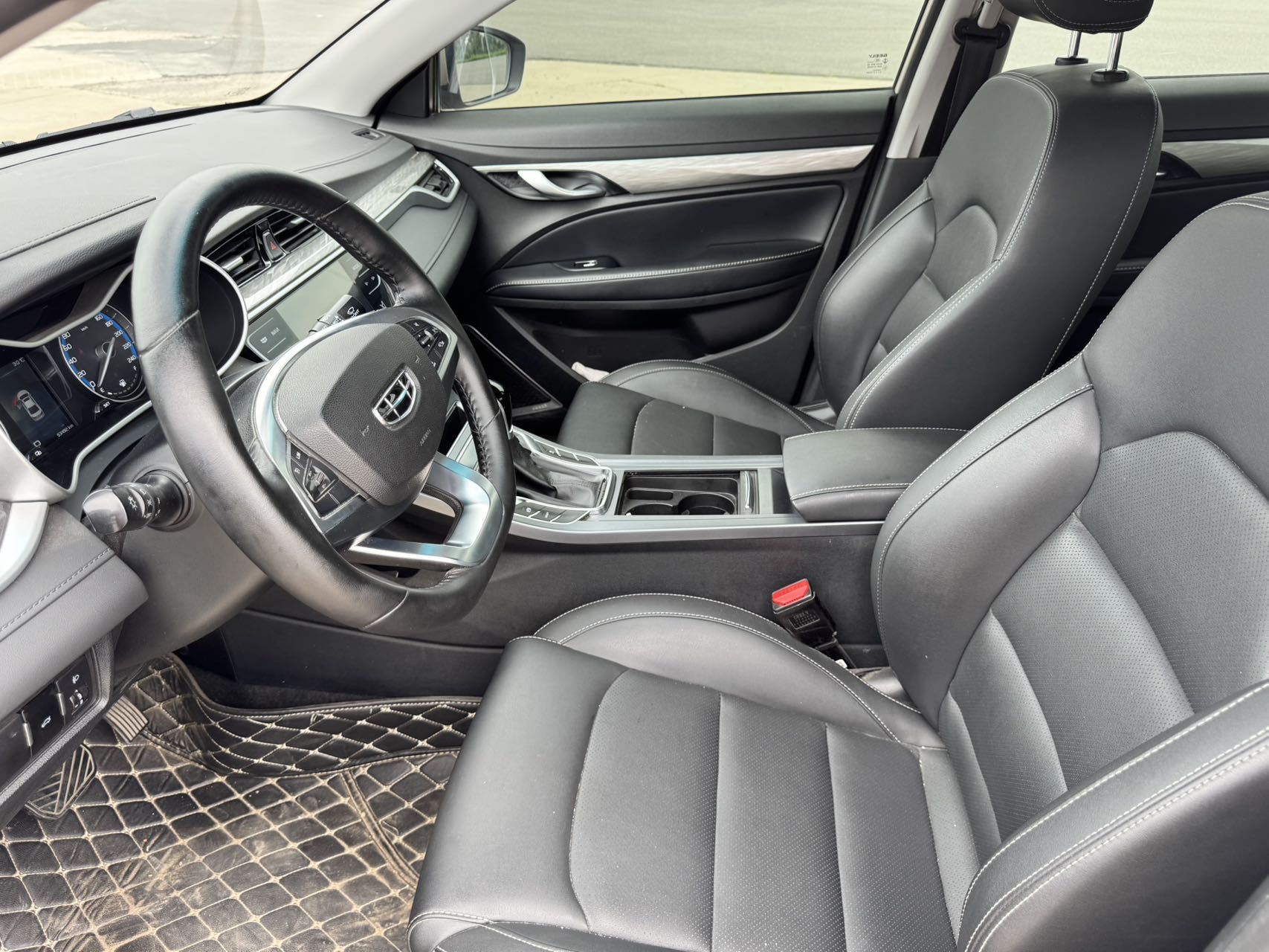 GEELY Emgrand 2020 #5 GEELY Emgrand 2020 car image #5