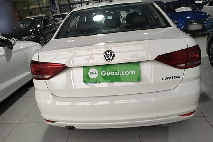 Volkswagen Lavida 2019 car image #6
