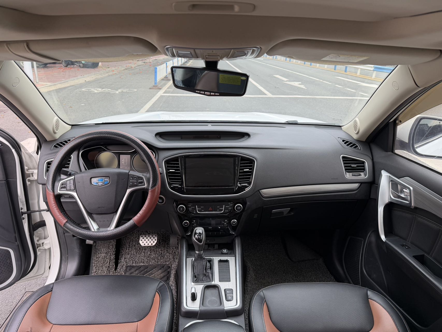 GEELY Vision X6 2017 imagen de coche #6