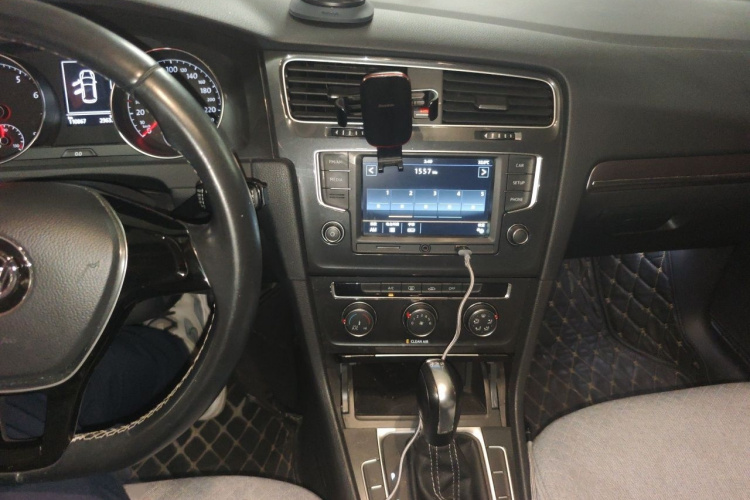 Volkswagen Golf 2017 #17 Volkswagen Golf 2017 car image #17