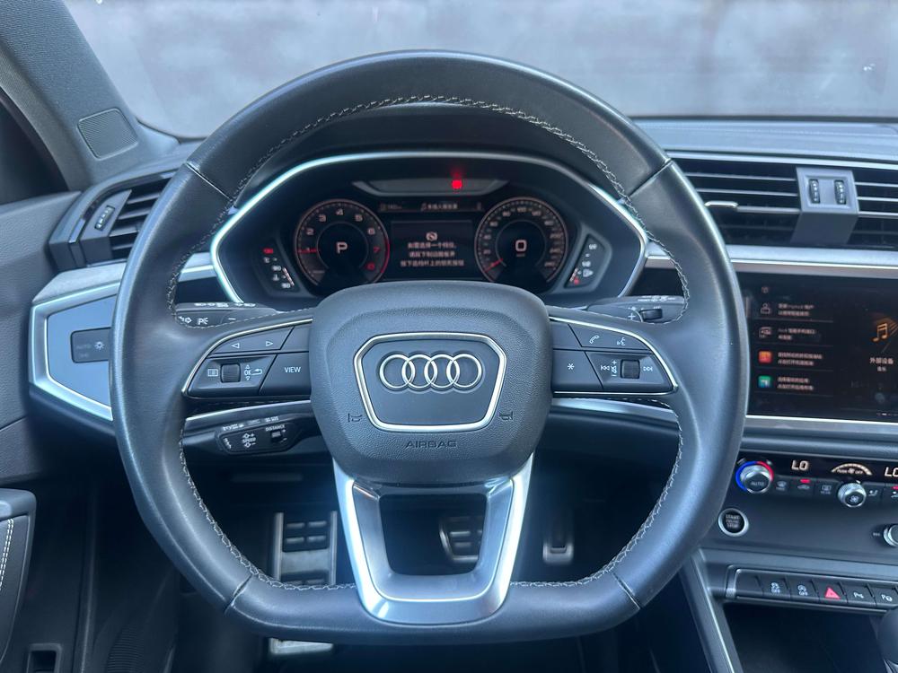 Audi Q3 2025 #14 Audi Q3 2025 car image #14