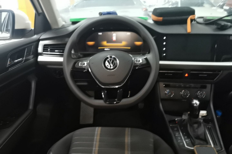 Volkswagen Lavida 2021 #15 Volkswagen Lavida 2021 car image #15