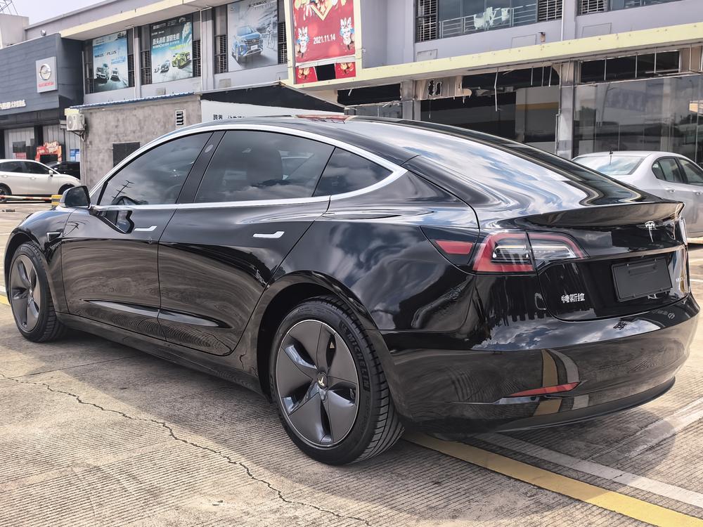Tesla Model 3 2020 car image #5