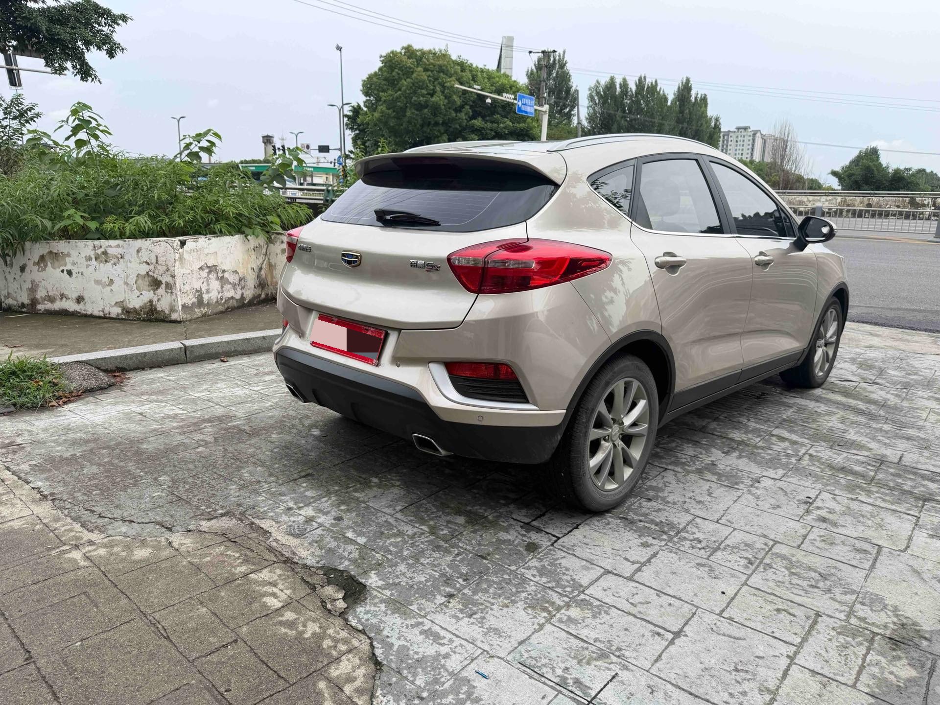 GEELY Emgrand GS 2016 image de voiture #12