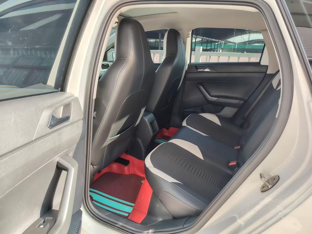 Volkswagen Polo 2023 immagine di auto #12