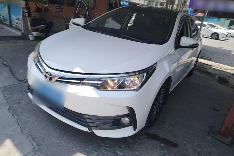 Toyota Corolla 2017 #2 Toyota Corolla 2017 car image #2