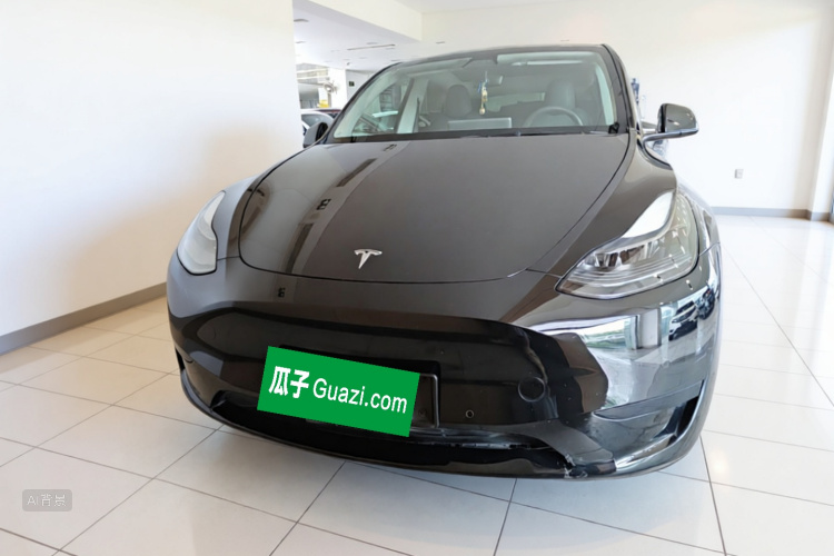 Tesla Model Y 2023 #3 Tesla Model Y 2023 car image #3