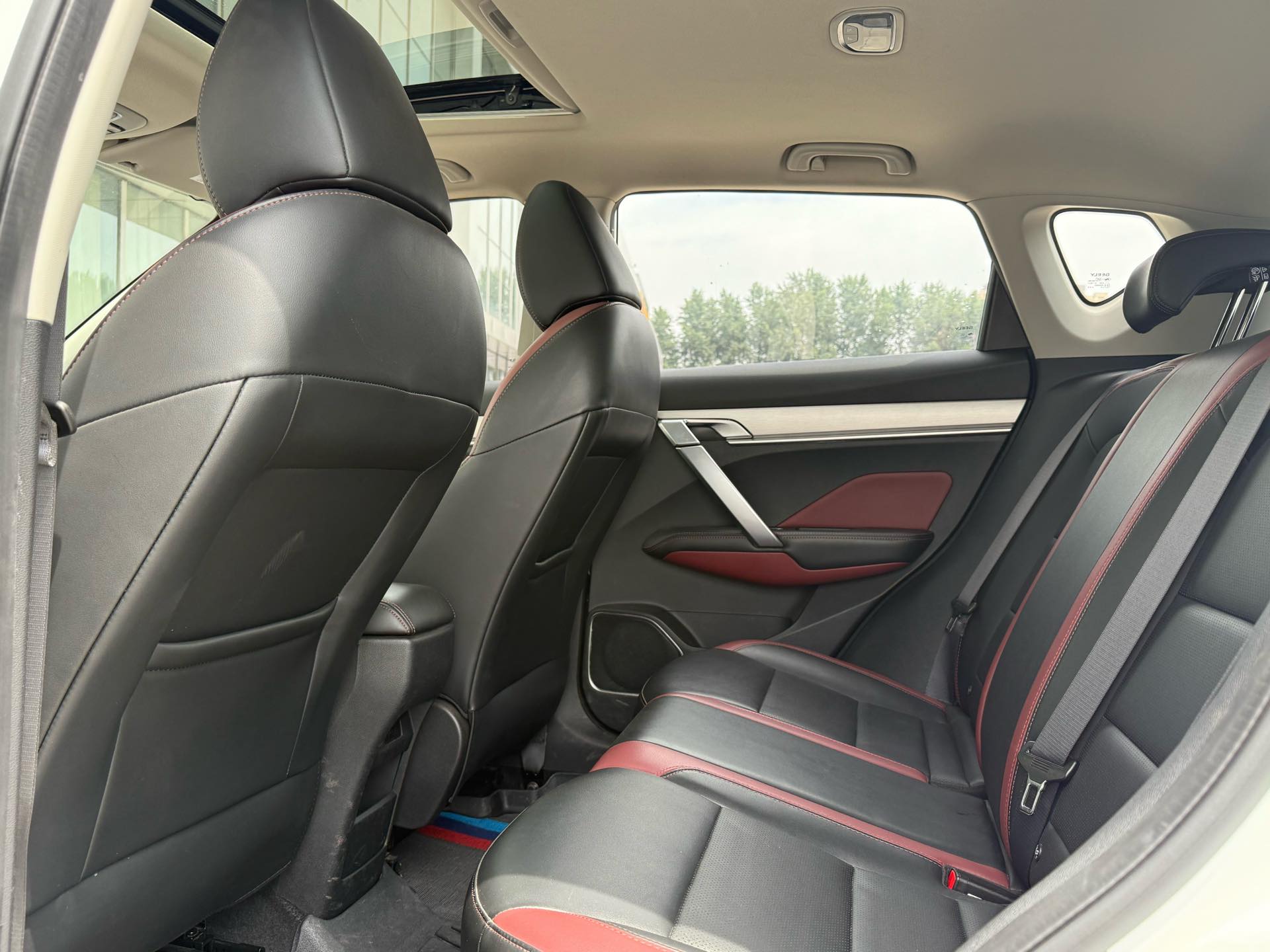 GEELY Coolray 2022 car image #6