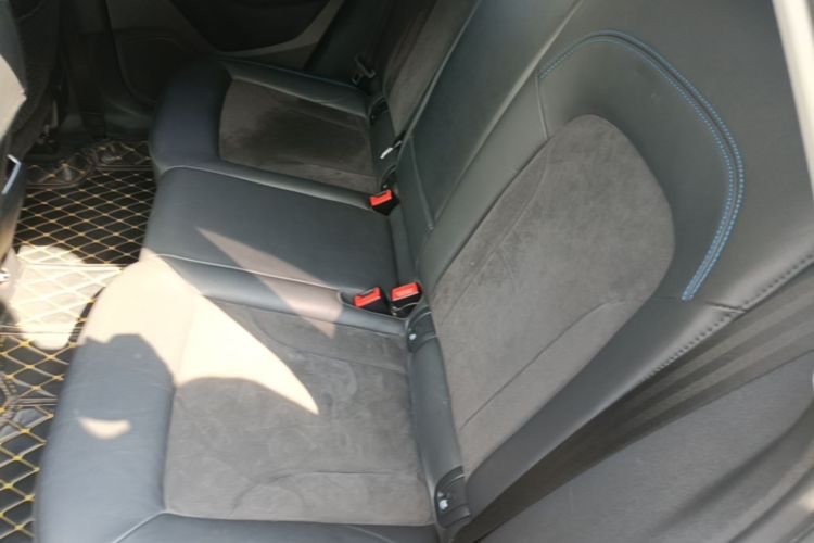 Audi Q3 2018 #13 Audi Q3 2018 car image #13
