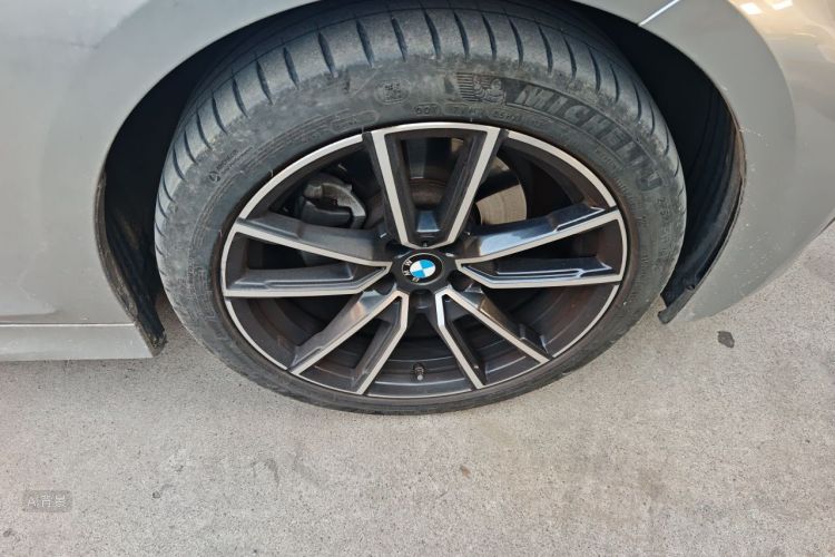 BMW 3 Series 2021 #9 BMW 3 Series 2021 car image #9