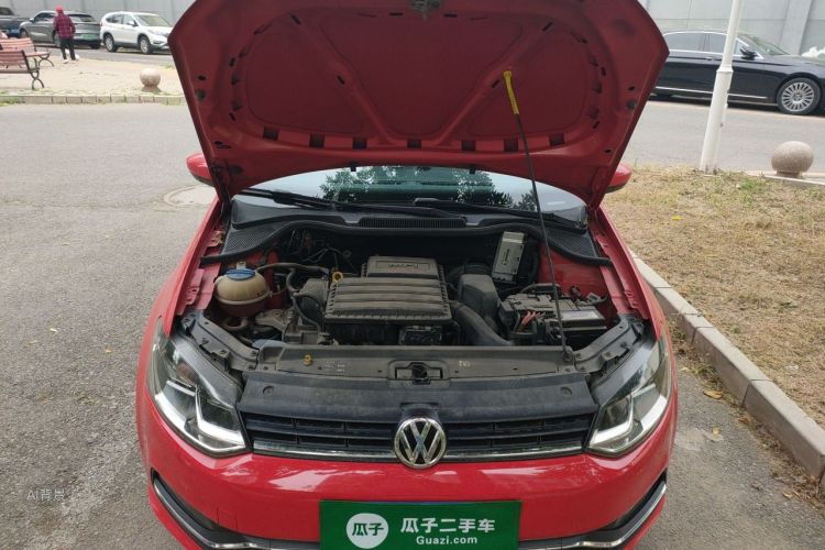 Volkswagen Polo 2016 car image #22