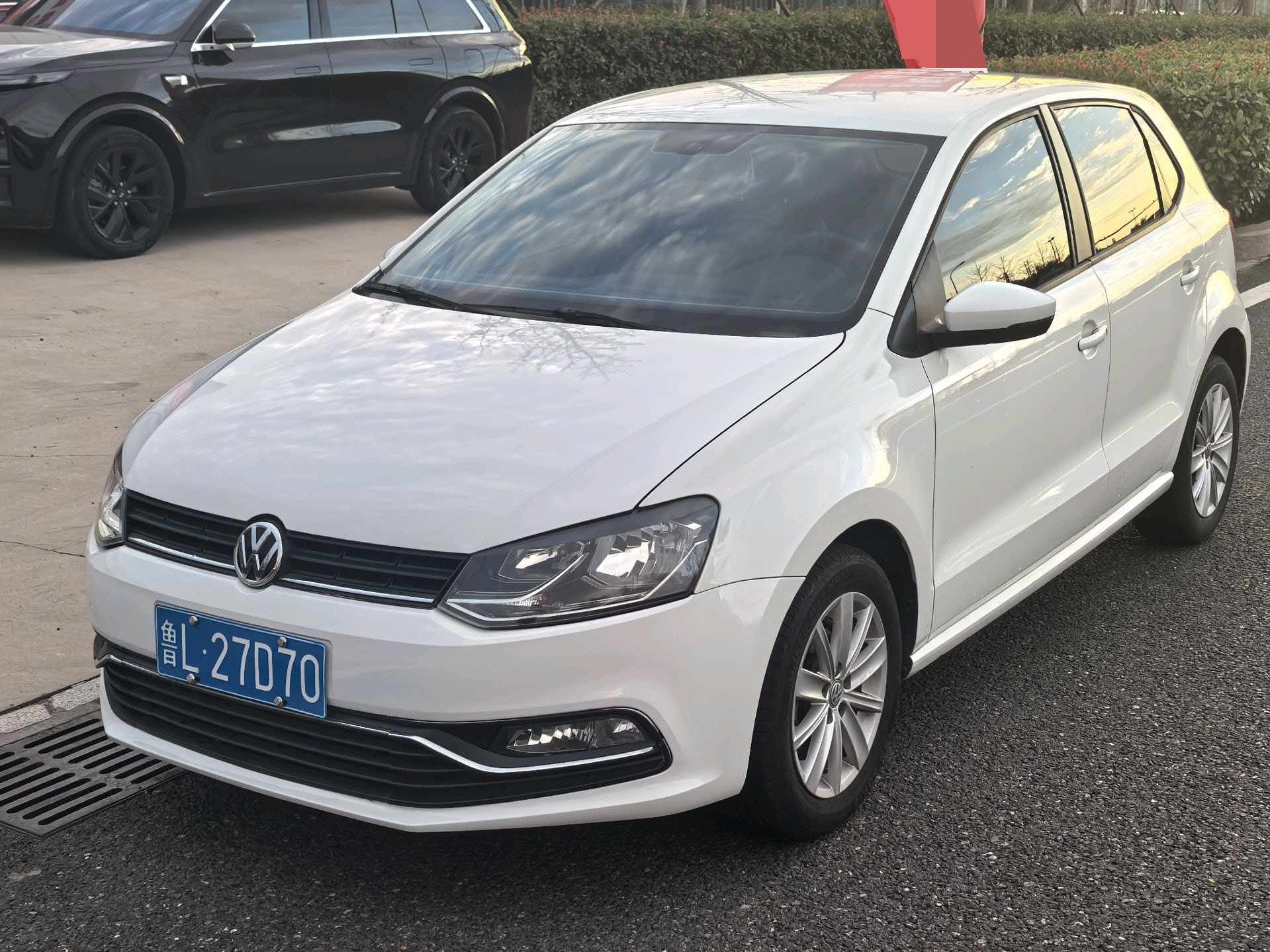 Volkswagen Polo 2014 Volkswagen Polo 2014 car image