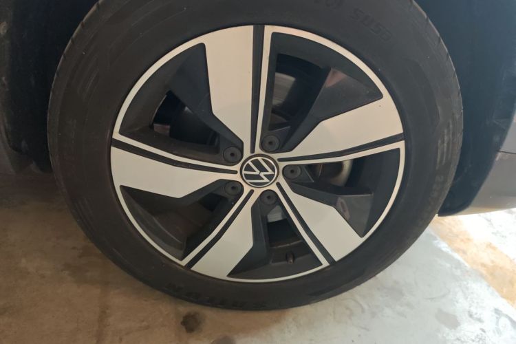 Volkswagen Tharu 2021 imagen de coche #9