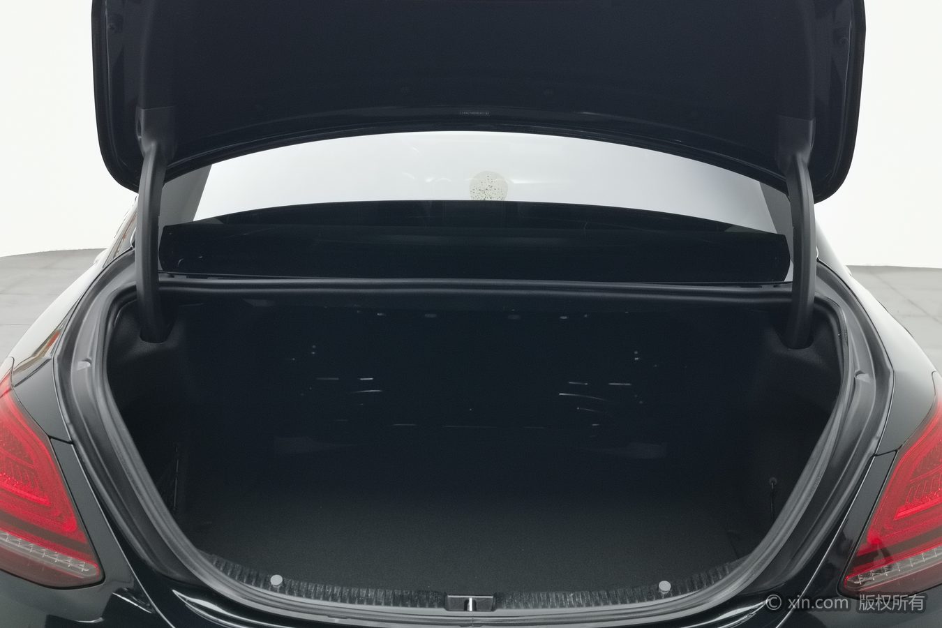 Mercedes-Benz C Class 2021 car image #17