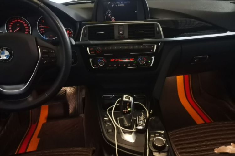 BMW 3 Series 2017 #13 BMW 3 Series 2017 car image #13