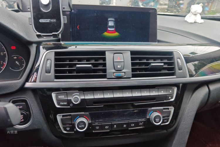 BMW 3 Series 2019 #15 BMW 3 Series 2019 car image #15