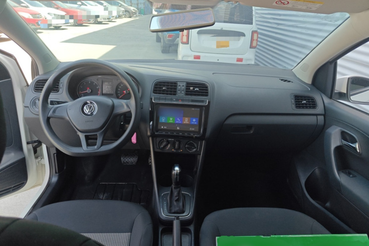 Volkswagen Polo 2017 imagem de carro #10
