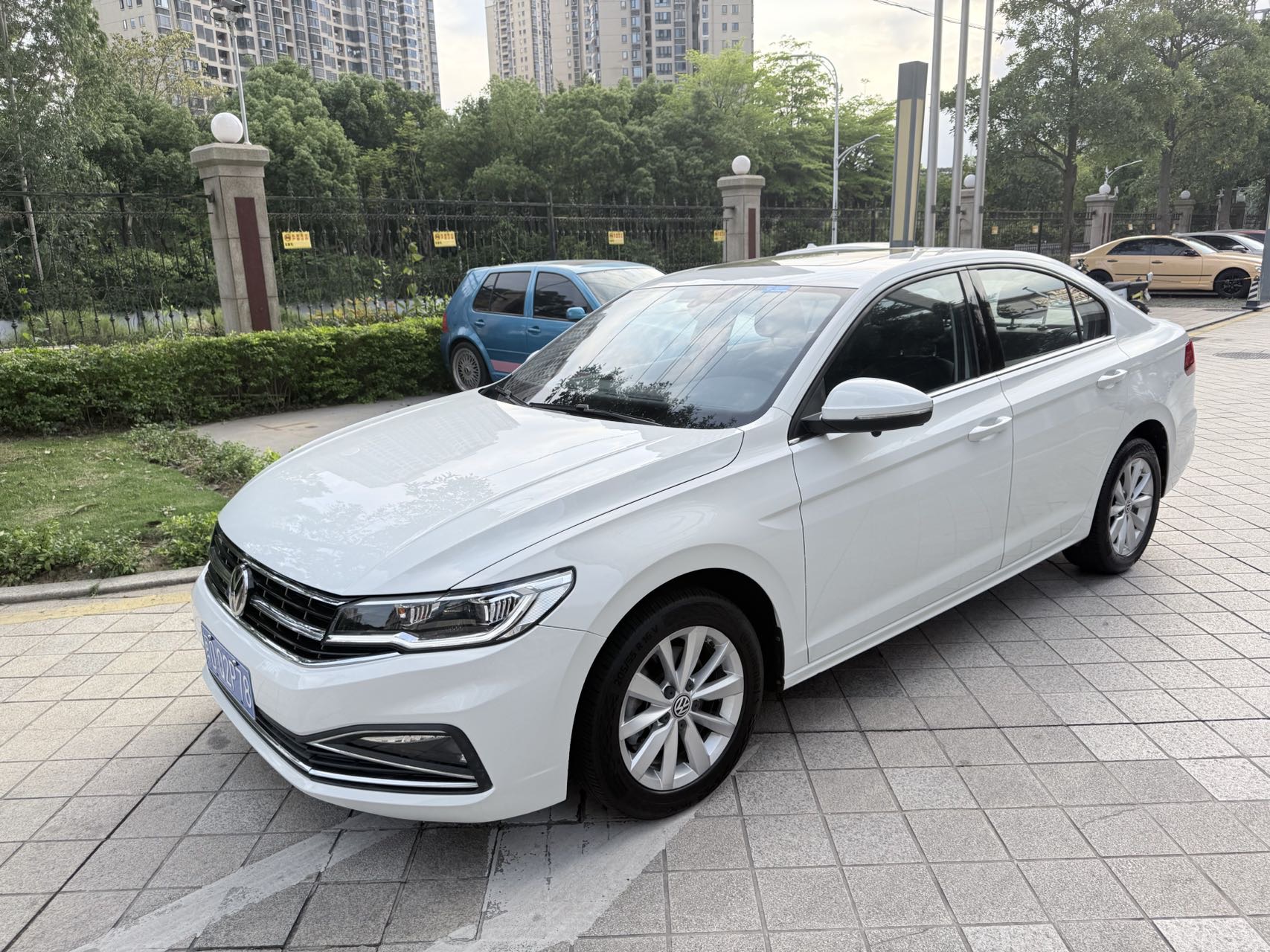2019 2019 car image