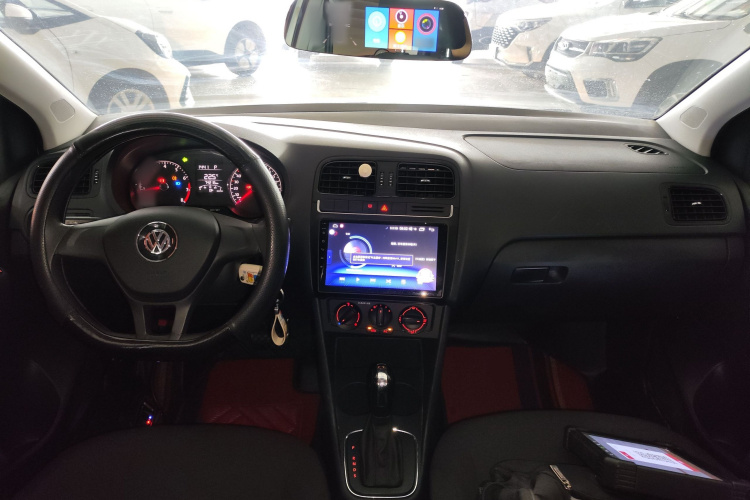 Volkswagen Polo 2017 car image #10