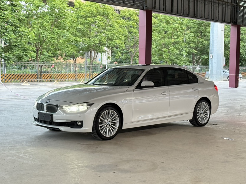 BMW 3 Series 2018 car image #3
