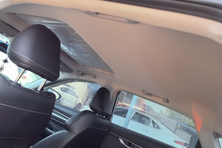 GEELY Emgrand 2022 immagine di auto #18