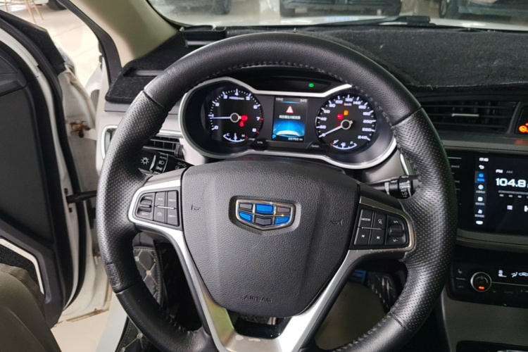 GEELY Emgrand GL 2018 car image #11