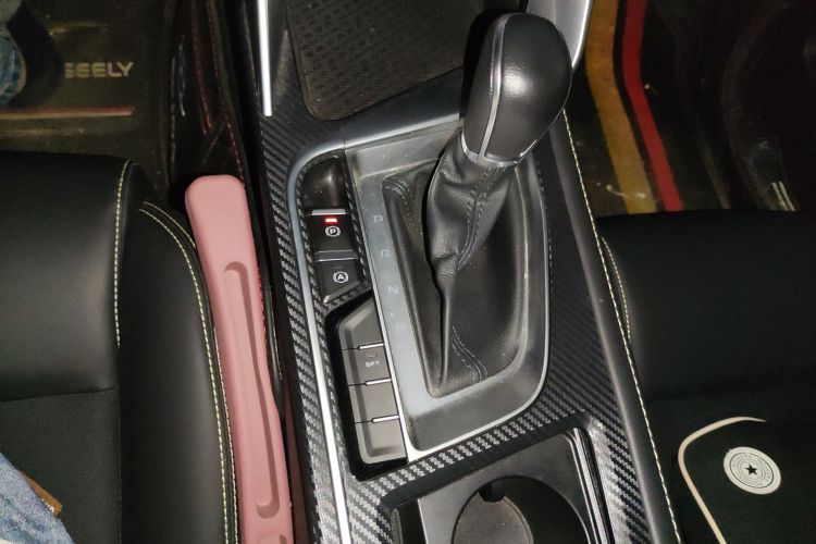 GEELY Emgrand 2021 #16 GEELY Emgrand 2021 car image #16