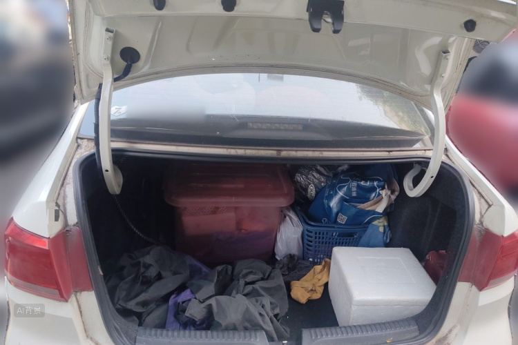 Volkswagen Santana 2015 car image #21