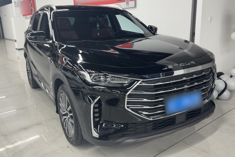Jetour X70 PLUS 2023 car image #4