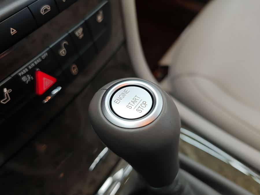 Mercedes-Benz E AMG 2008 immagine di auto #18