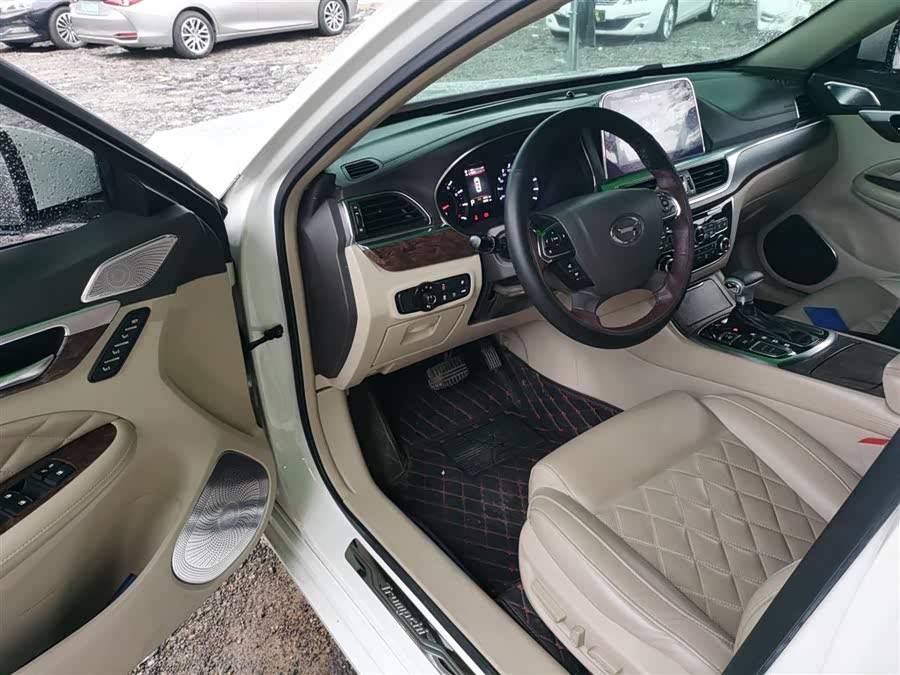 GAC Trumpchi GA8 2017 car image #18