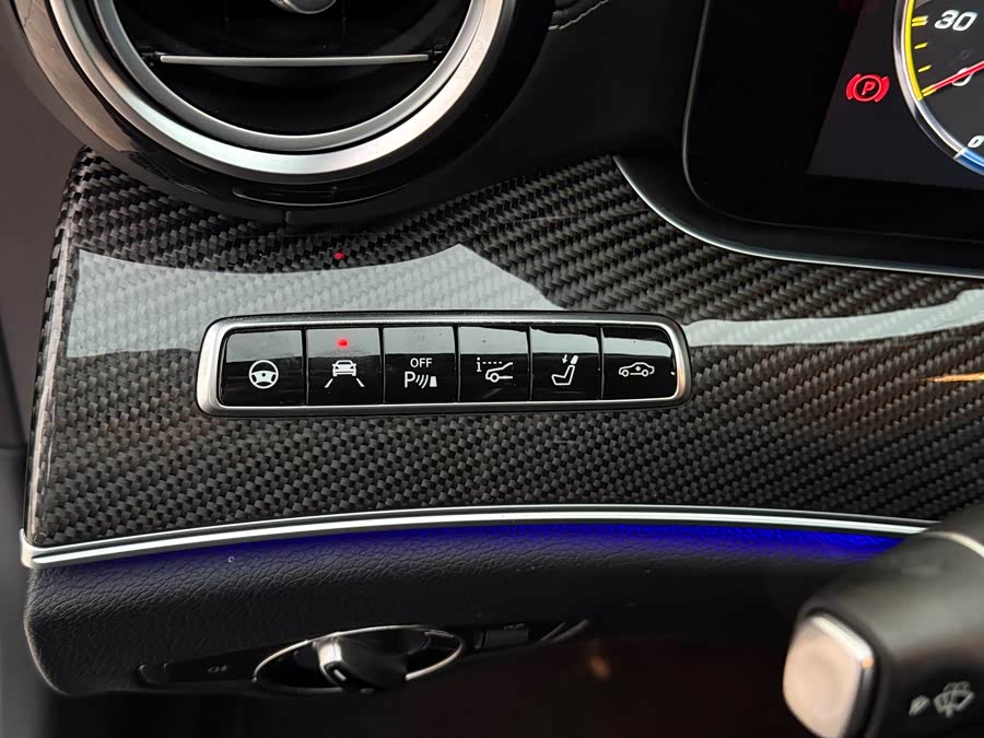 Mercedes-Benz E AMG 2019 immagine di auto #18