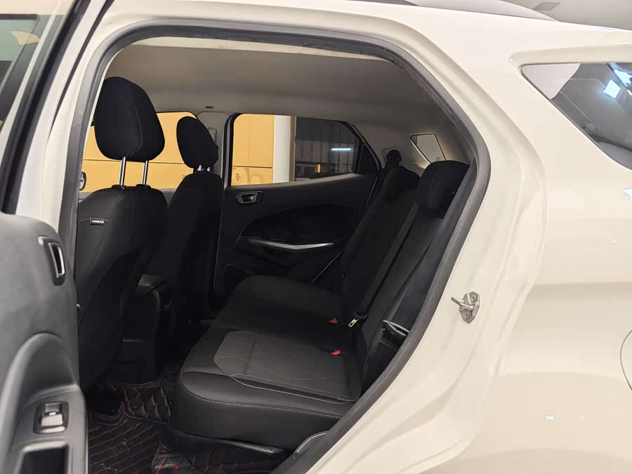 Ford EcoSport 2018 car image #18