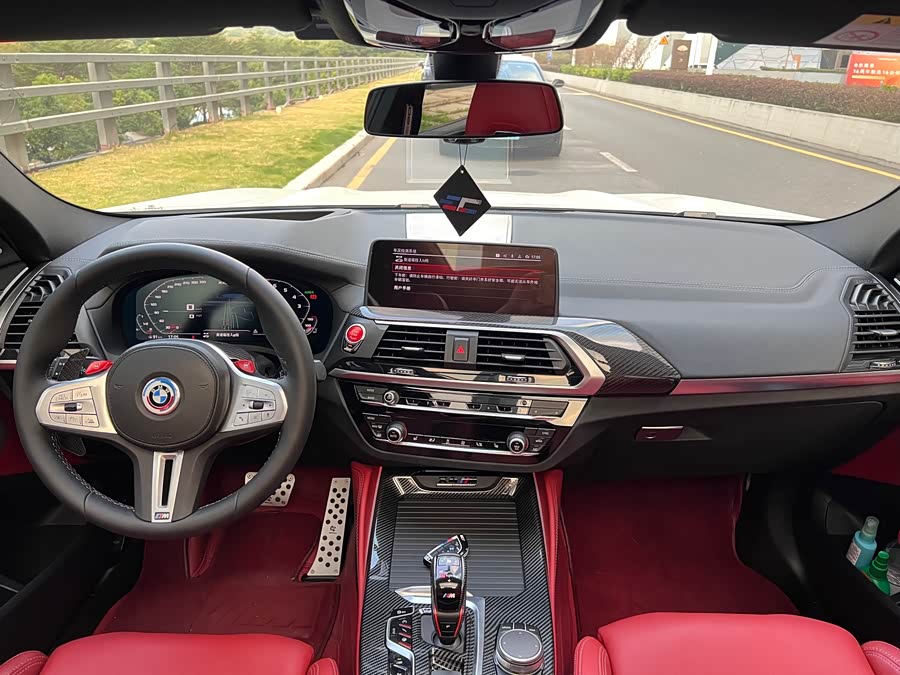 BMW X4 M 2021 #18 BMW X4 M 2021 car image #18