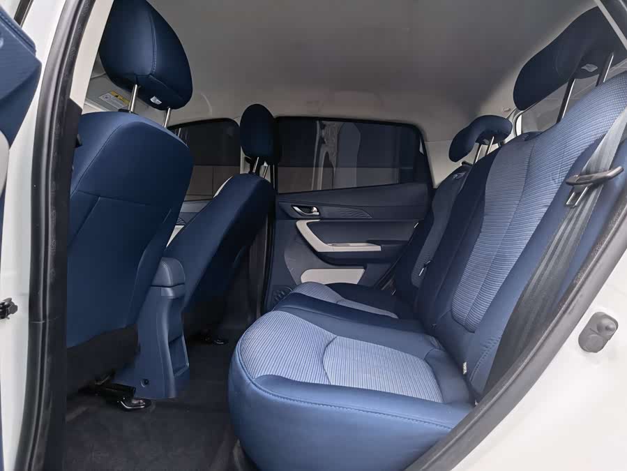 Changan BenBen E-Star 2022 car image #18