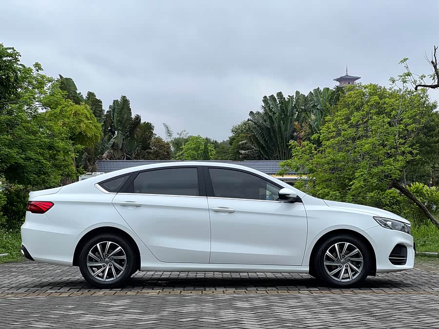GEELY Binray 2020 car image #18