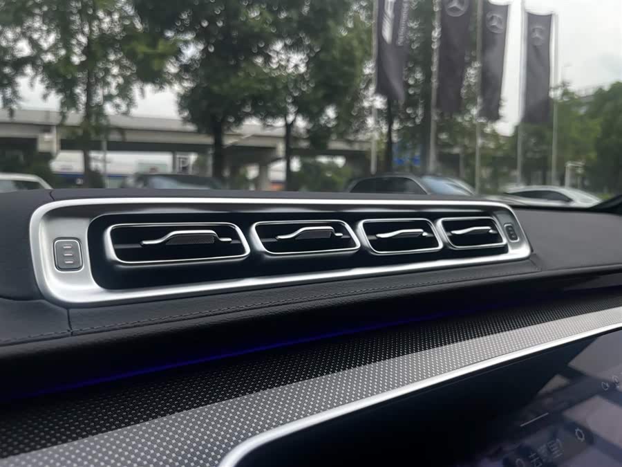 Mercedes-Benz S AMG New Energy 2025 صورة سيارة #18