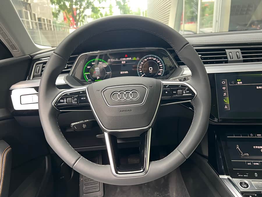 Audi e-tron 2024 #18 Audi e-tron 2024 car image #18