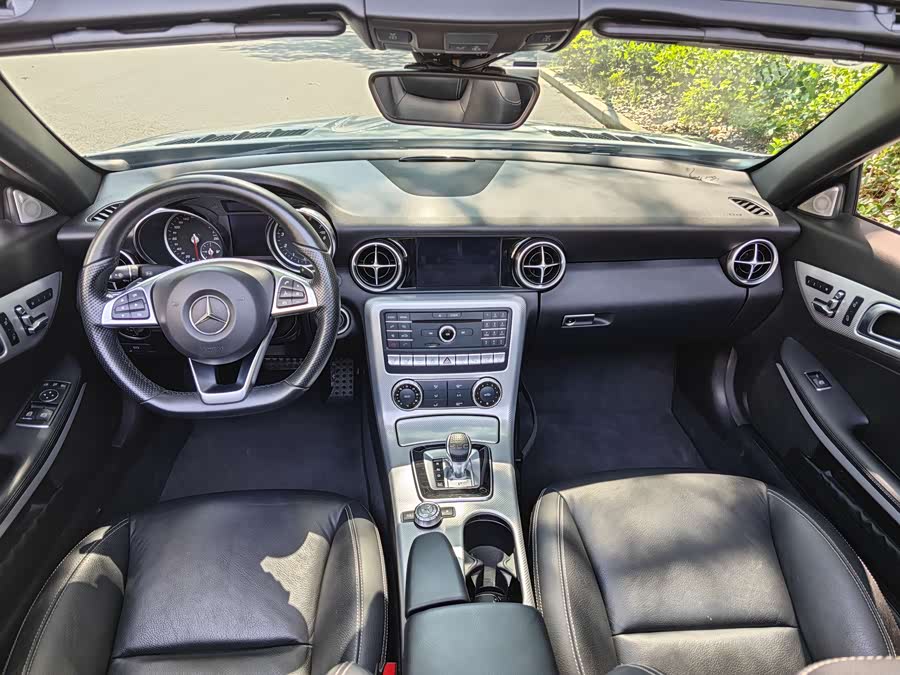 Mercedes-Benz SLC Class 2017 car image #18