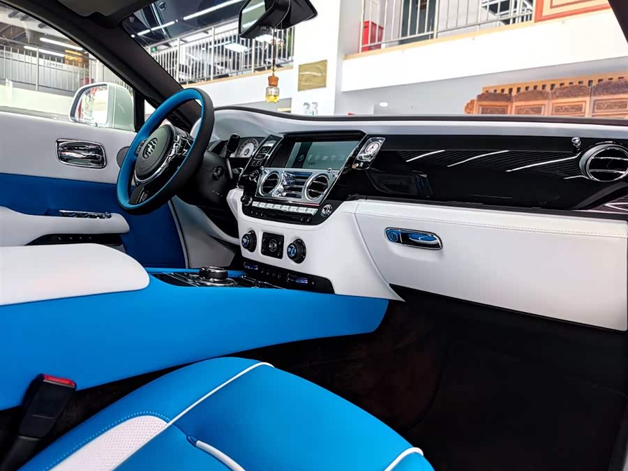 Denza Wraith 2015 #18 Denza Wraith 2015 car image #18