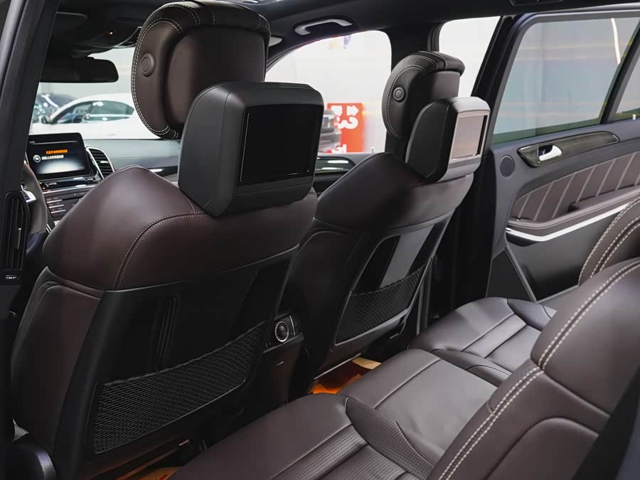 Mercedes-Benz GLS AMG 2016 car image #18