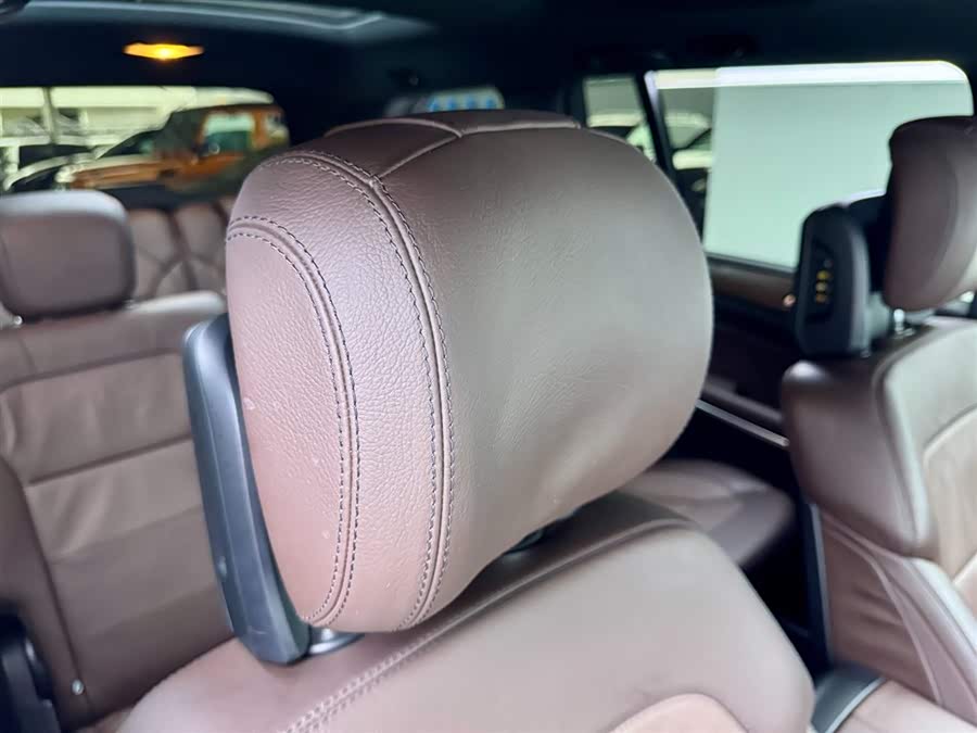 Mercedes-Benz GL Class 2014 car image #18