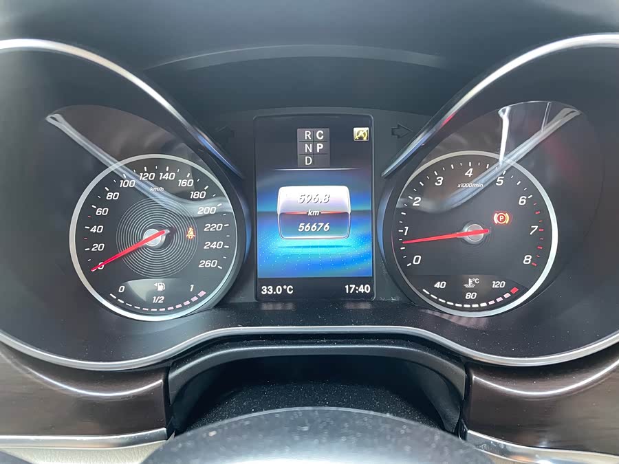 Mercedes-Benz V Class 2022 immagine di auto #18