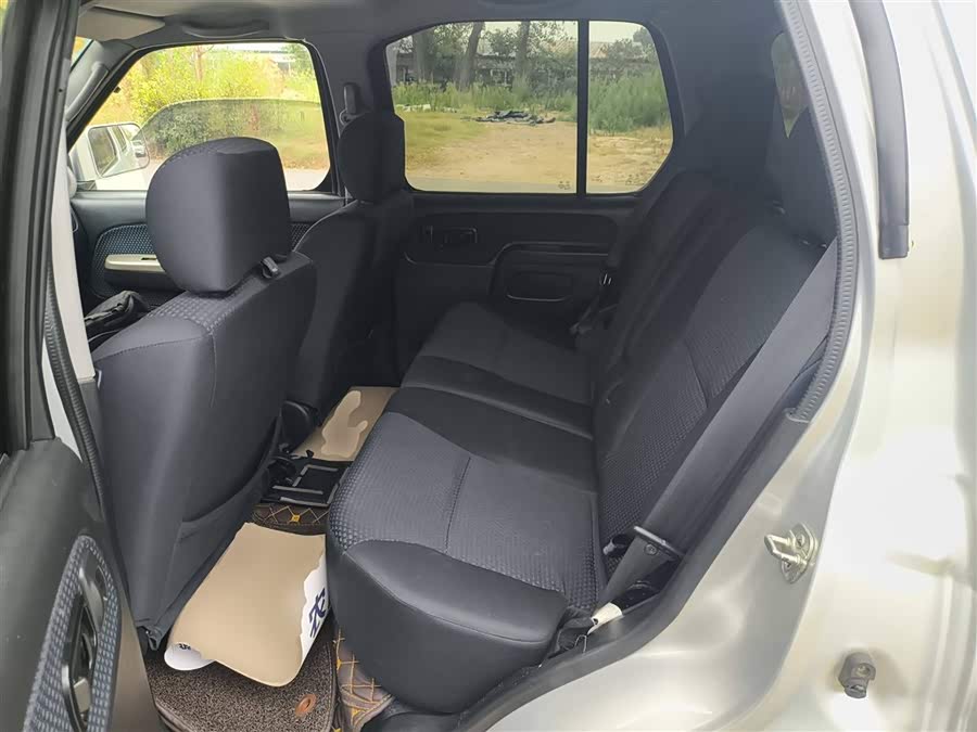 日产 日产帕拉丁 2016 汽车图片 #18