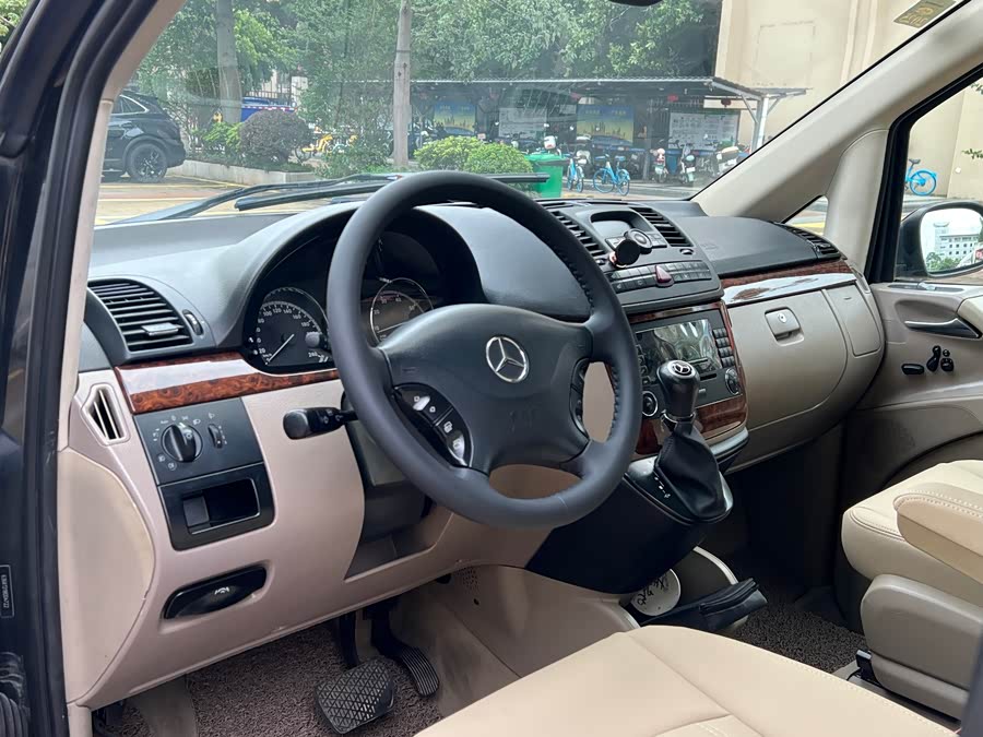 Mercedes-Benz Viano 2010 #18 Mercedes-Benz Viano 2010 imagen de coche #18