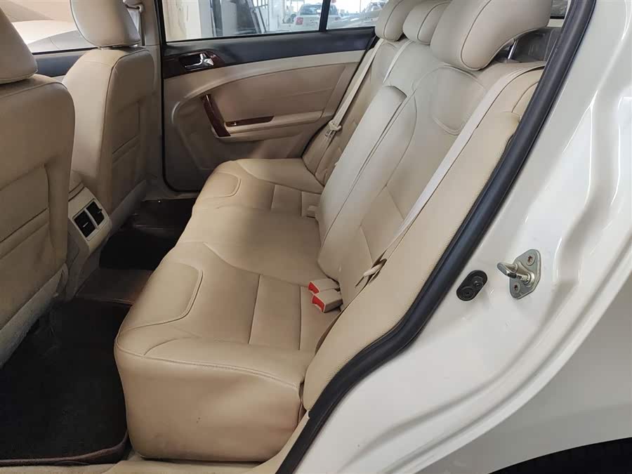 GAC Trumpchi GA5 2013 car image #18