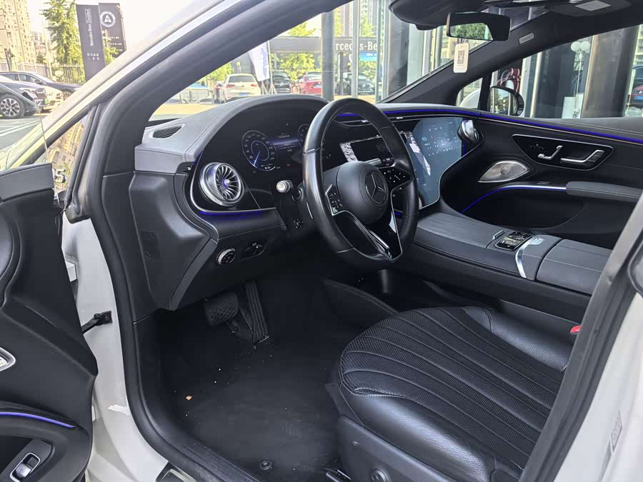 Mercedes-Benz EQS Class 2023 car image #18