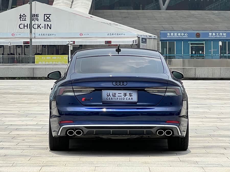 Audi S5 2018 car image #18