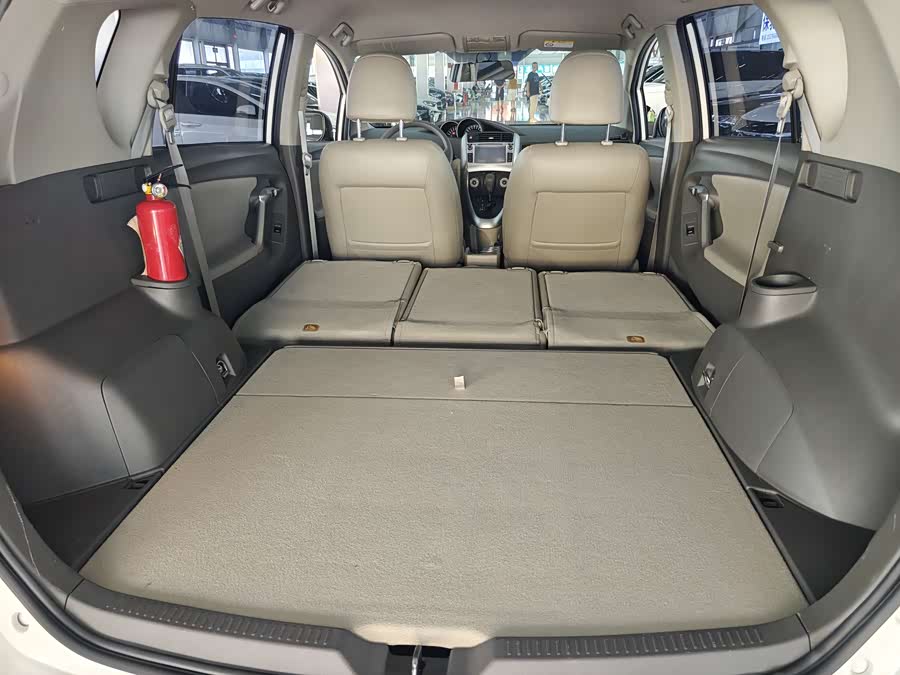 Toyota Reiz 2013 car image #18