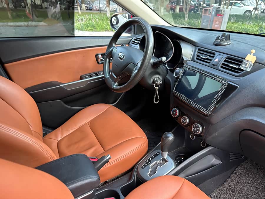 起亚 起亚K2 2015 汽车图片 #18